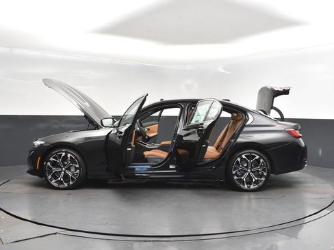 Used 2026 BMW 330i Sedan w/ Convenience Package RWD image 46