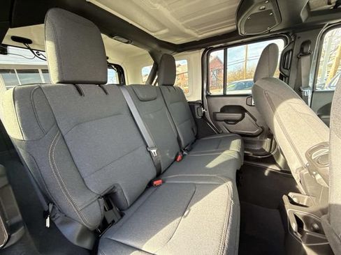 New 2026 Jeep Wrangler Unlimited Sport AWD/4WD image 32