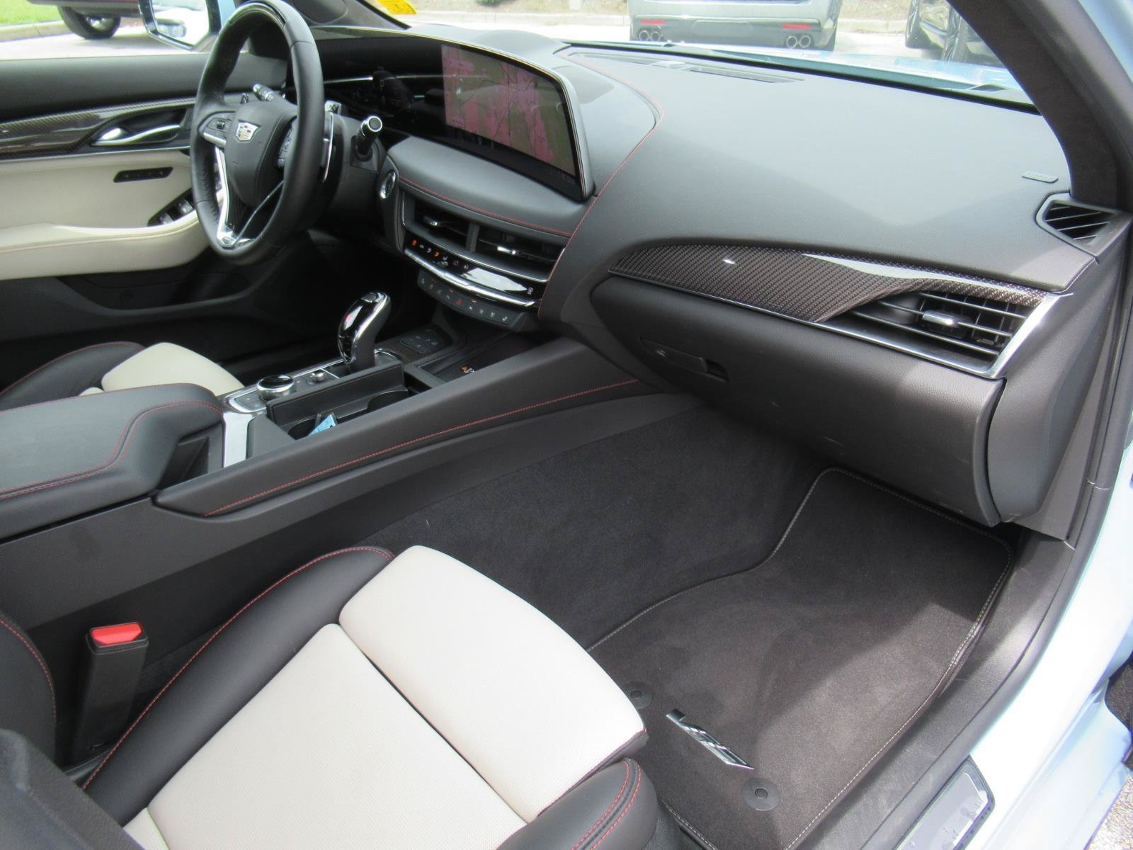 Certified 2025 Cadillac CT5 V w/ Technology Package RWD image 13