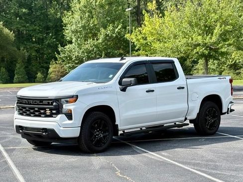 Used 2026 Chevrolet Silverado 1500 Custom AWD/4WD image 2