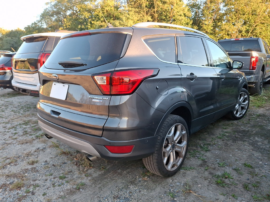 Used 2019 Ford Escape Titanium AWD/4WD image 3
