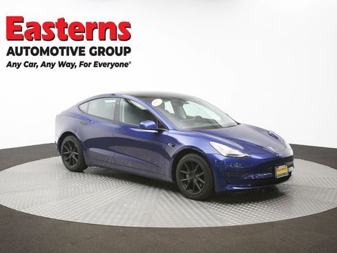 Used 2023 Tesla Model 3 Standard Range image 43