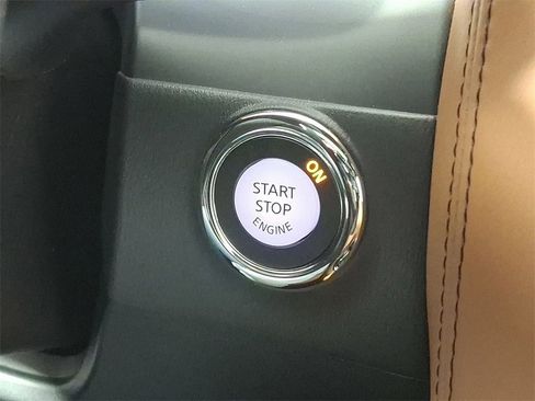 Certified 2024 INFINITI QX80 Sensory w/ All-Season Package image 24