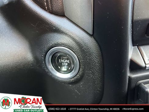 Used 2021 Chevrolet Silverado 2500 LT w/ Convenience Package image 23