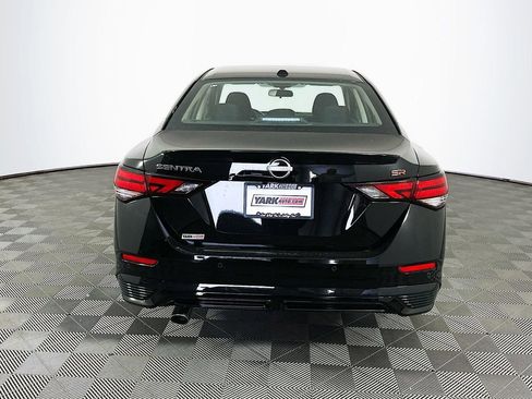 New 2025 Nissan Sentra SR image 9
