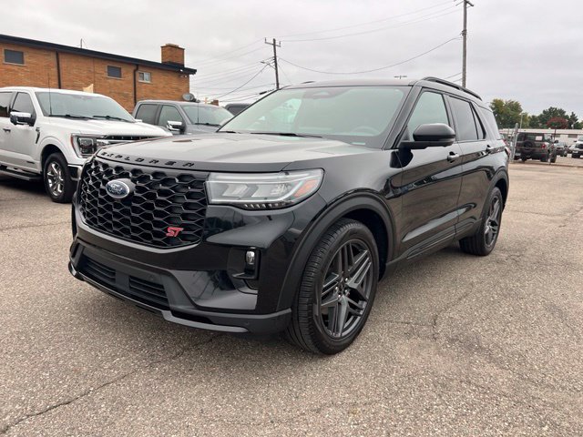Certified 2025 Ford Explorer ST AWD/4WD image 29