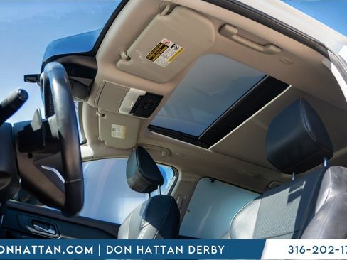 Used 2023 Nissan Rogue SV w/ SV Premium Package image 19