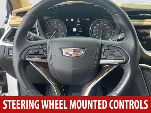 Used 2023 Cadillac XT6 Premium Luxury w/ Platinum Package AWD/4WD image 8