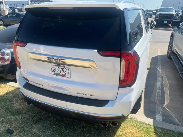 Used 2022 GMC Yukon XL Denali AWD/4WD image 5