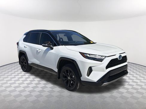 Used 2024 Toyota RAV4 XSE w/ Weather Package AWD/4WD image 8