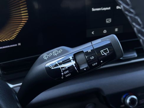 New 2026 Kia Carnival EX FWD image 38