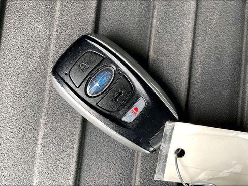Certified 2023 Subaru Ascent Touring w/ Popular Package #2A AWD/4WD image 9