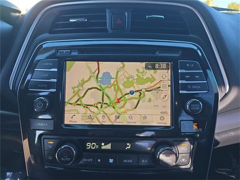 Used 2021 Nissan Maxima SR w/ Sport Mat Group image 17