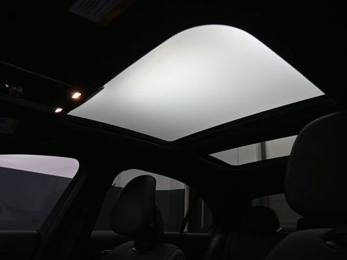 Certified 2025 Mercedes-Benz C 300 Sedan image 23