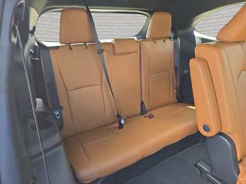 New 2026 Toyota Highlander Platinum AWD/4WD image 12