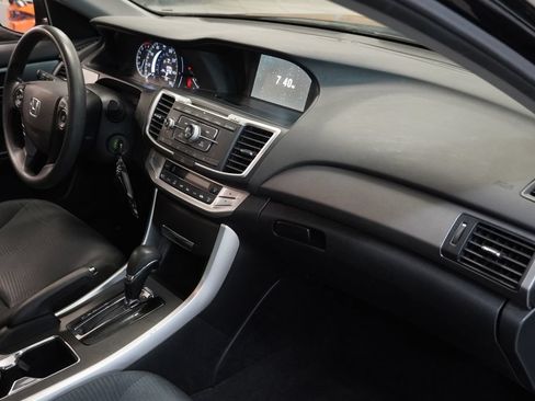 Used 2014 Honda Accord LX image 25