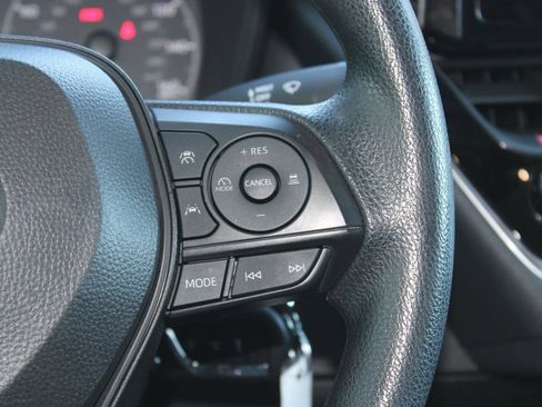 Used 2024 Toyota Corolla LE image 25