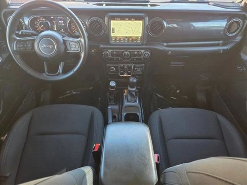 Used 2022 Jeep Gladiator Sport image 17