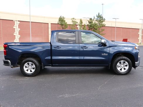 Used 2021 Chevrolet Silverado 1500 LT image 31