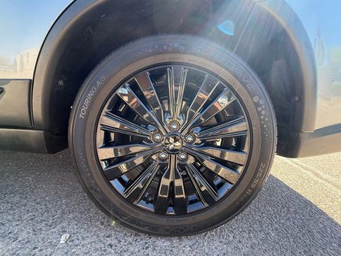 Used 2020 Mitsubishi Outlander SE image 13