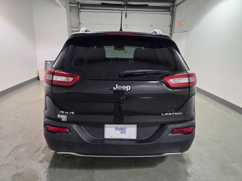 Used 2016 Jeep Cherokee Limited AWD/4WD image 6