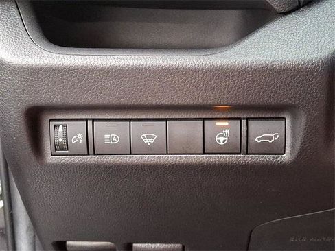 Certified 2022 Toyota RAV4 XLE w/ Convenience Package AWD/4WD image 30