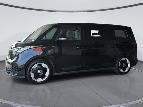 Used 2025 Volkswagen ID. Buzz Pro S image 4