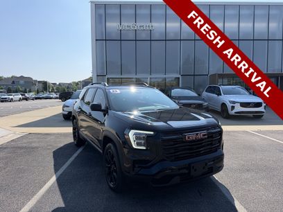 Used 2025 GMC Terrain Elevation w/ Elevation Premium Package