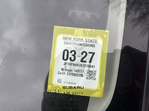 Used 2013 Subaru Impreza 2.0i image 14