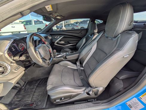 Used 2022 Chevrolet Camaro SS image 16