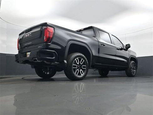 Used 2023 GMC Sierra 1500 AT4 w/ Technology Package image 25