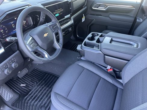 New 2026 Chevrolet Silverado 2500 LT w/ Z71 Chrome Sport Edition AWD/4WD image 11