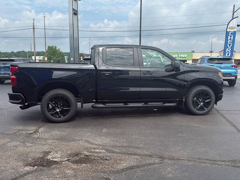 New 2026 Chevrolet Silverado 1500 Custom AWD/4WD image 7