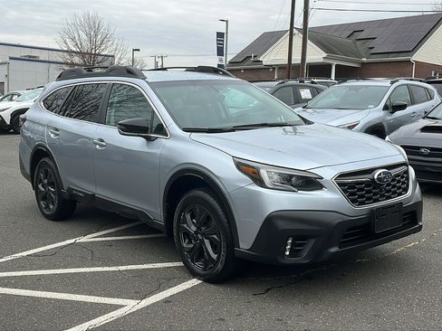 Used 2022 Subaru Outback Onyx Edition XT image 3