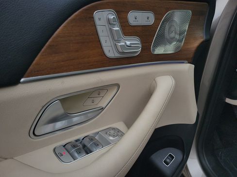 Used 2022 Mercedes-Benz GLE 350 4MATIC image 16