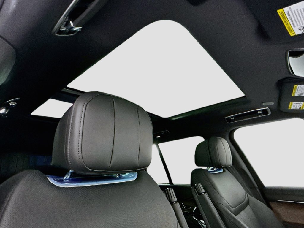 New 2026 Land Rover Range Rover SE AWD/4WD image 19