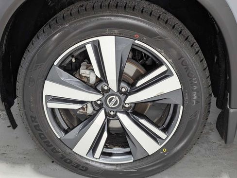 Used 2021 Nissan Rogue SL w/ Premium Package AWD/4WD image 3