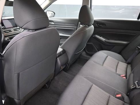 Used 2025 Nissan Altima 2.5 SV image 23