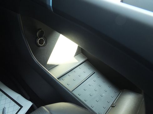 Used 2025 Hyundai Santa Fe SEL image 31