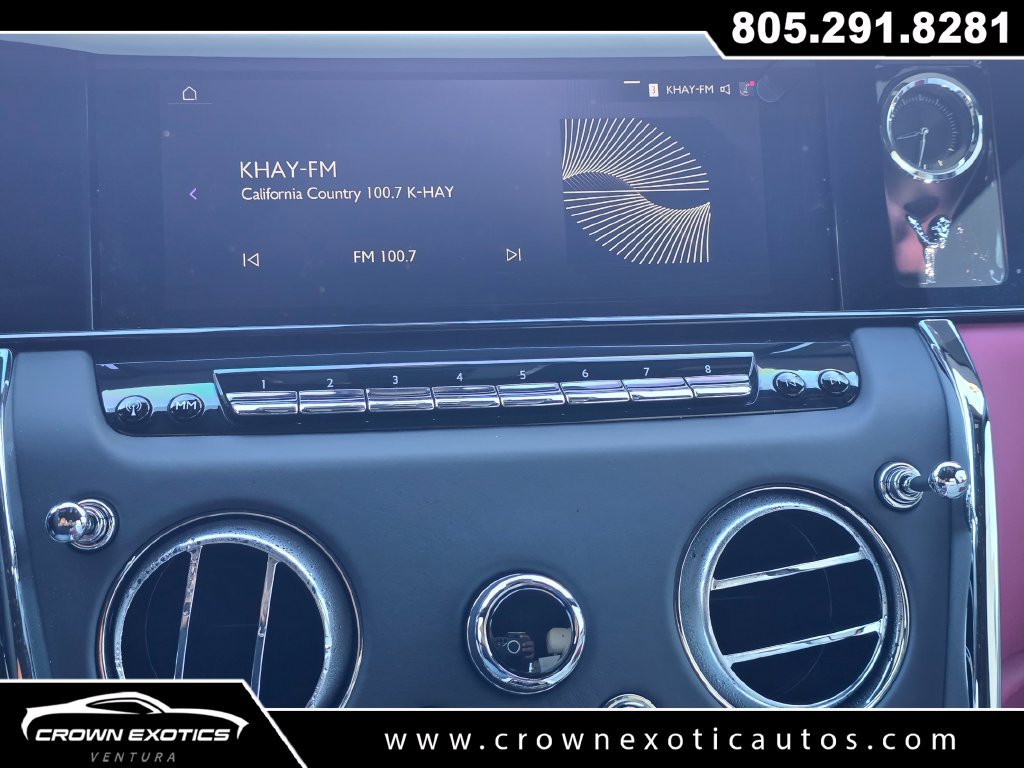 Used 2026 Rolls-Royce Cullinan AWD/4WD image 36