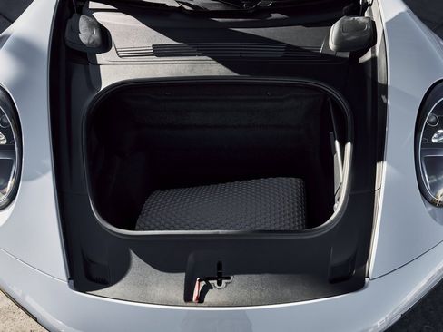 Used 2024 Porsche 911 Turbo image 17