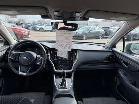 Certified 2025 Subaru Outback Premium w/ Popular Package #1A image 21