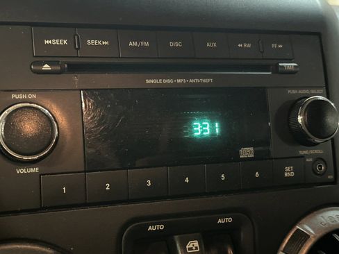 Used 2015 Jeep Wrangler Unlimited Sport w/ Quick Order Package 24S image 17