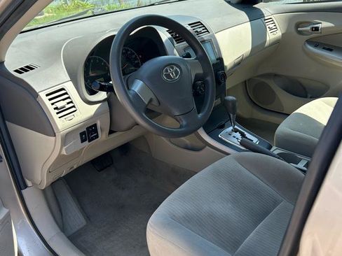 Used 2010 Toyota Corolla FWD image 8