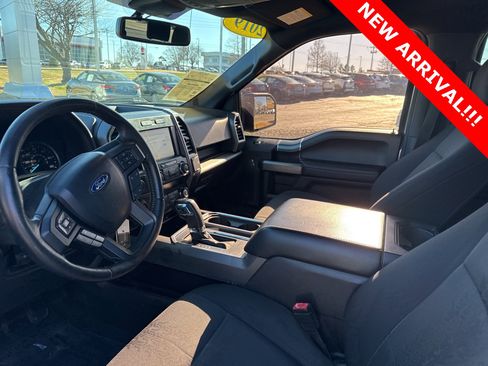 Used 2019 Ford F150 XLT w/ Equipment Group 302A Luxury image 7