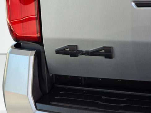 Used 2024 Toyota Tacoma TRD Off-Road AWD/4WD image 14