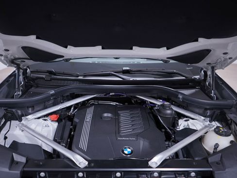 Used 2023 BMW X5 xDrive40i w/ M Sport Package image 24