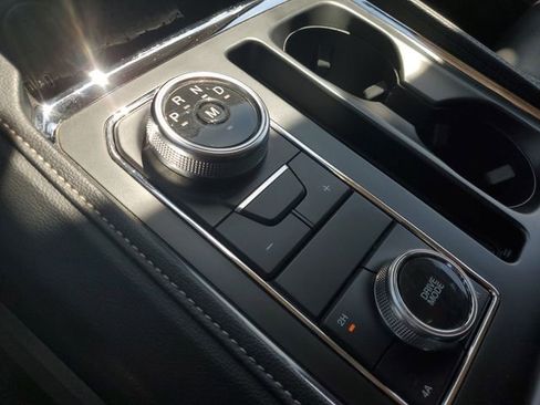 Certified 2024 Ford Expedition Max XLT image 30