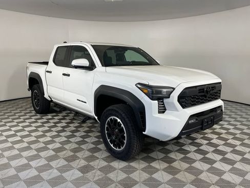 New 2026 Toyota Tacoma 4x4 Double Cab image 10