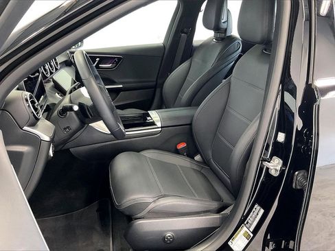 Used 2025 Mercedes-Benz C 300 C 300 image 7